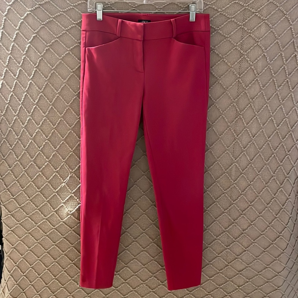 Red Loft pant. Marisa skinny. Size 4